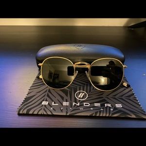 Blenders sunglasses